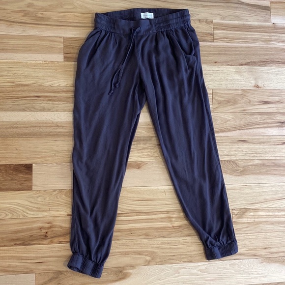 Aritzia pants - Picture 3 of 3